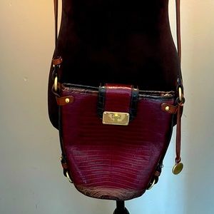 Brahmín like new crossbody